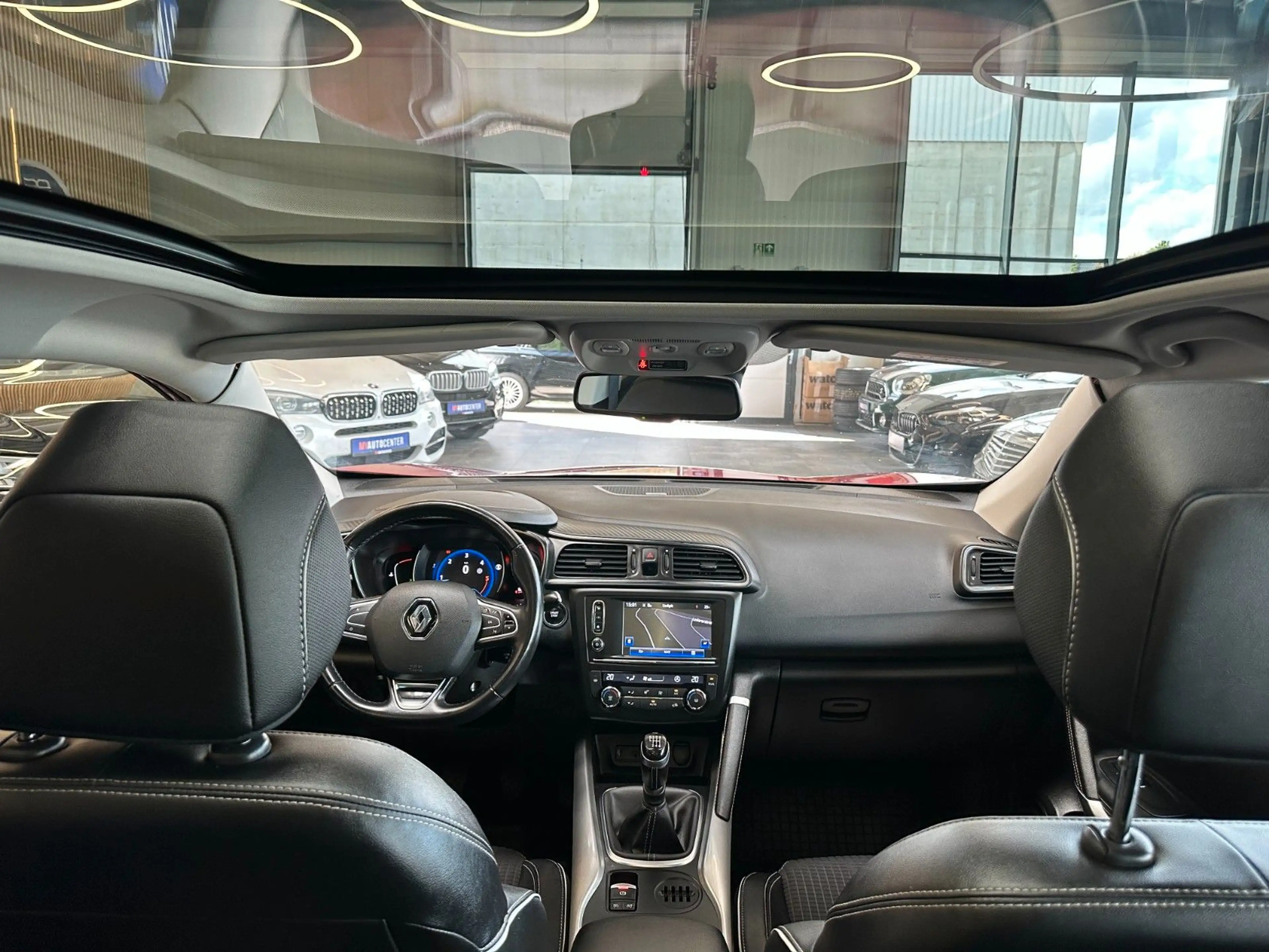 Renault Kadjar *BOSE*KEYLESS*PANO*ACC*NAVI*PDC/CAM* — photo 6