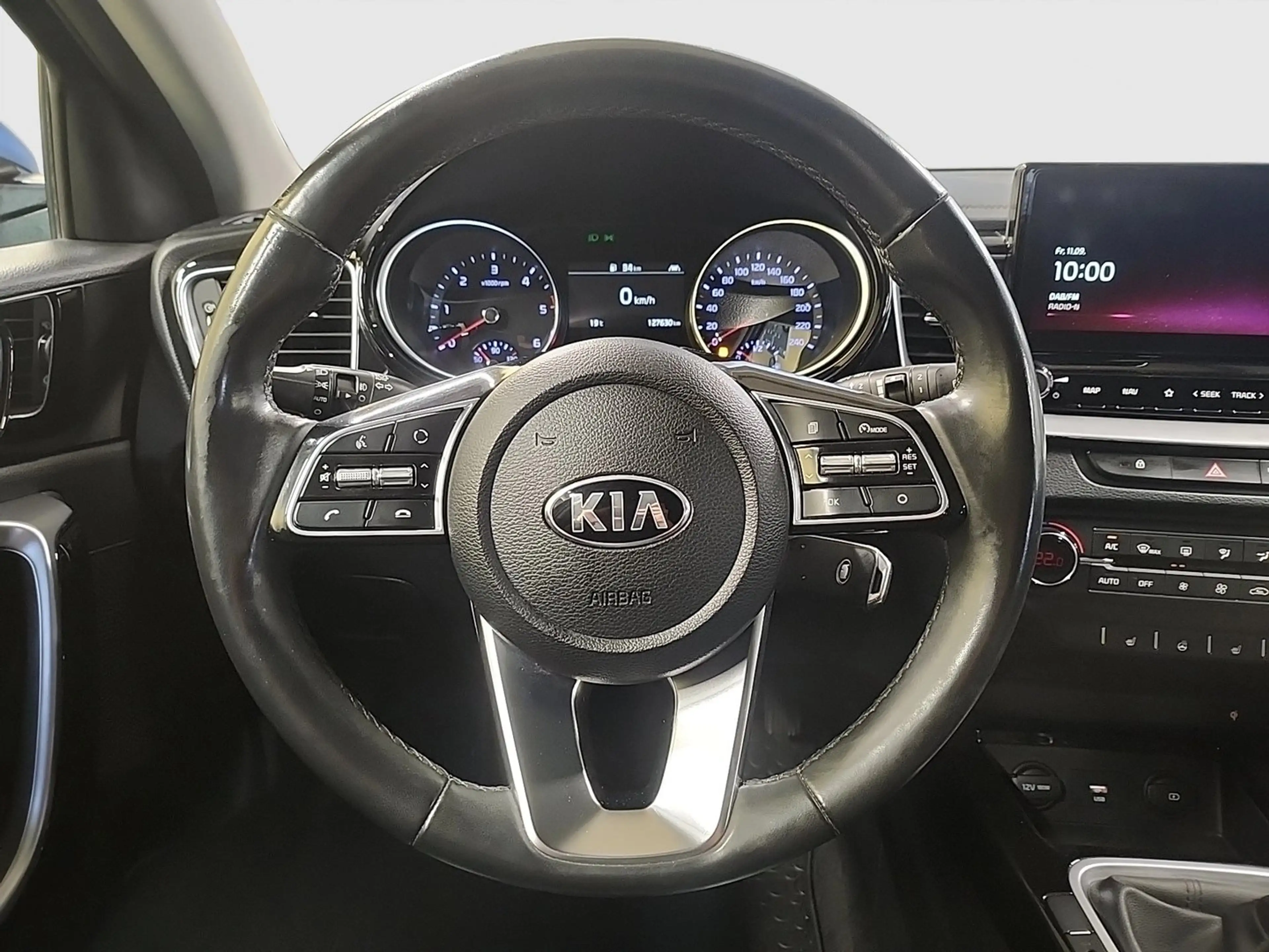 Kia Ceed / cee'd Kia ceed 1,6 CRDi 48V Gold — photo 10