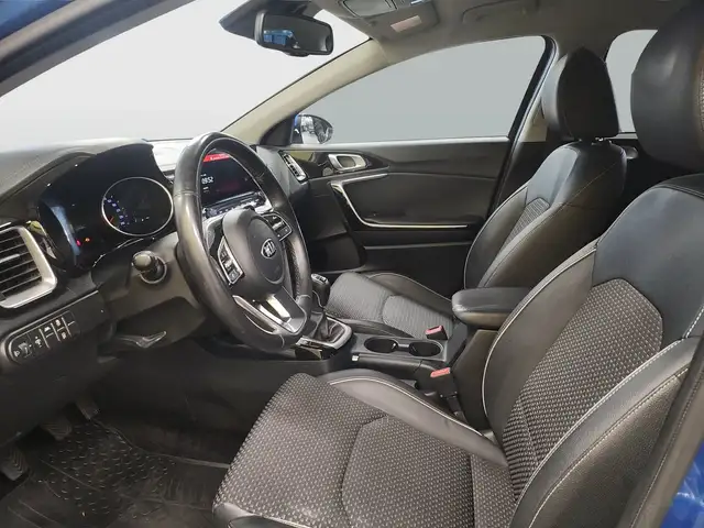 Kia Ceed view 8