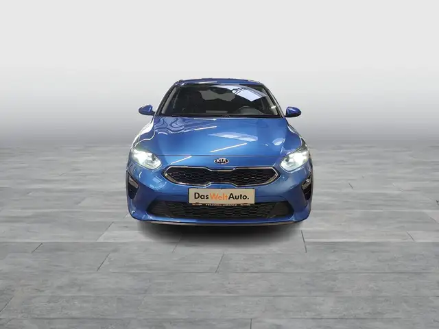 Kia Ceed view 2