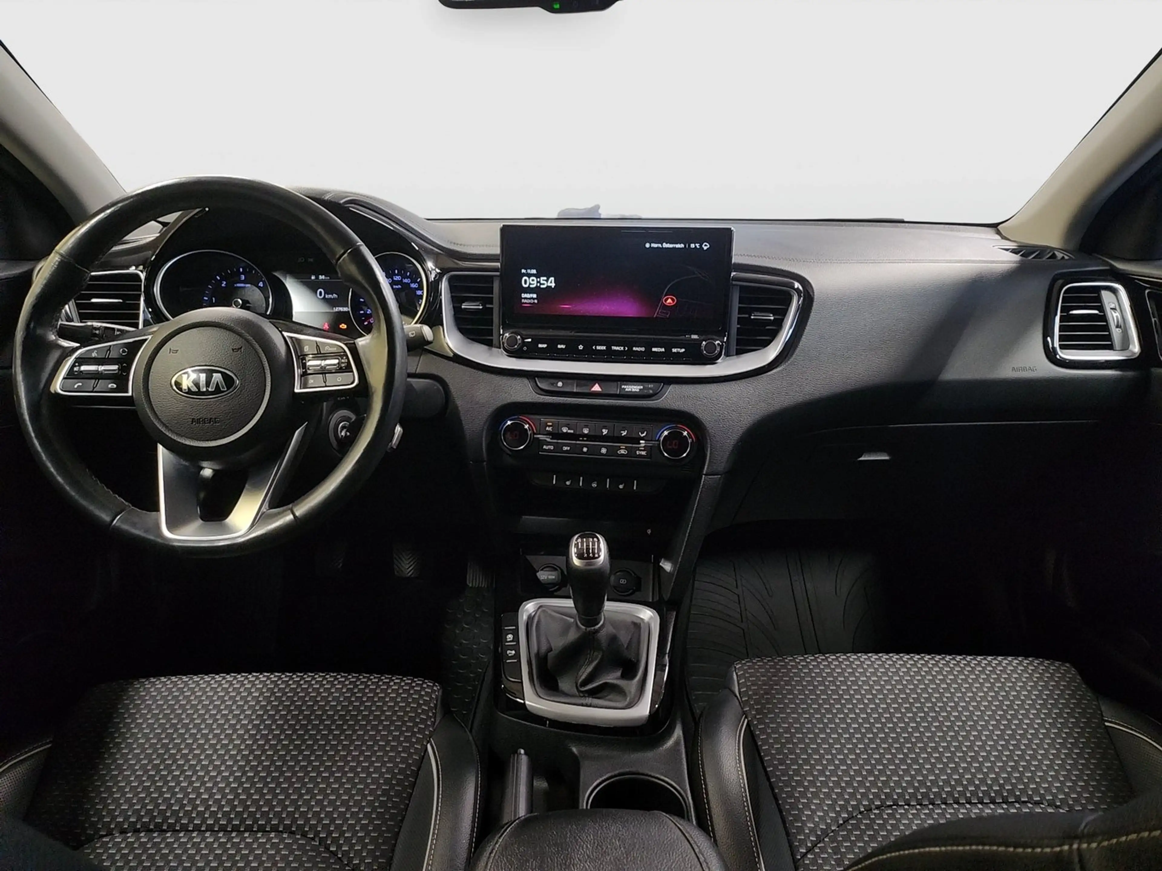 Kia Ceed / cee'd Kia ceed 1,6 CRDi 48V Gold — photo 9