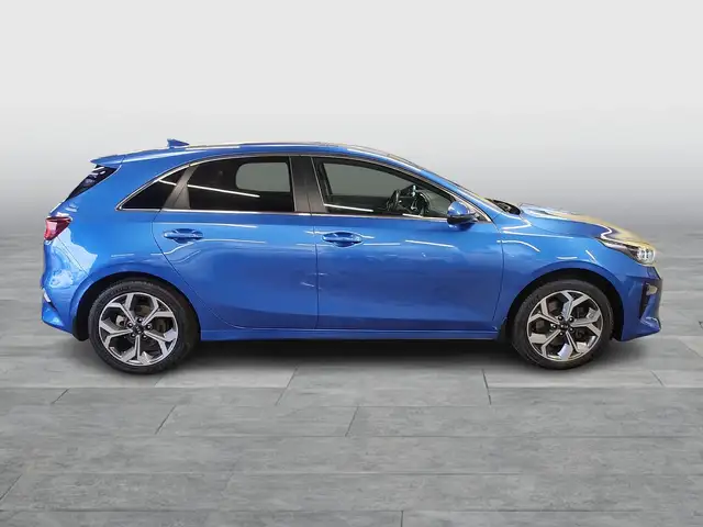 Kia Ceed view 6