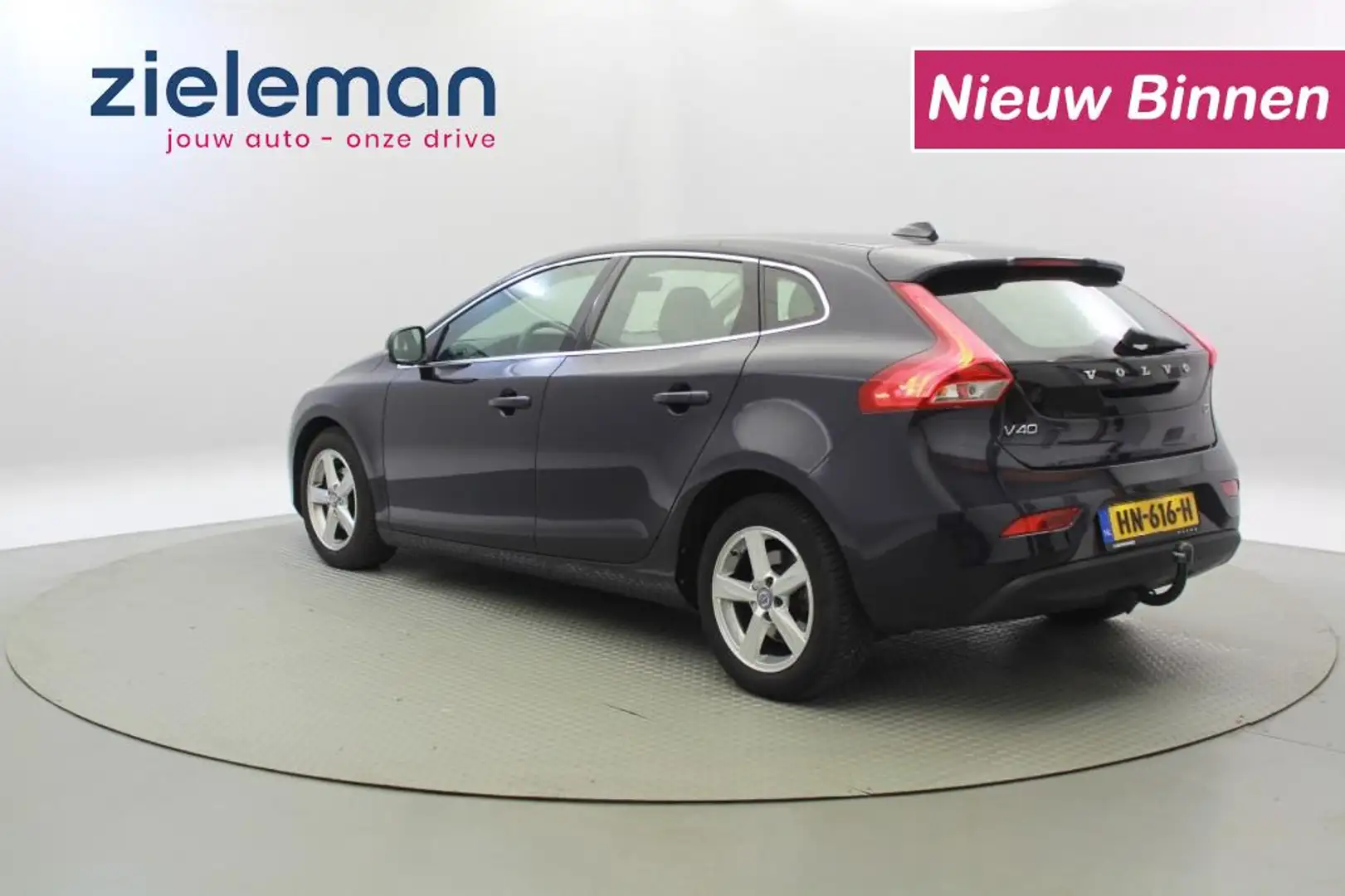 Volvo V40 2.0 D2 Summum Business - Navi, Clima, Cruise, Trek Blauw - 2