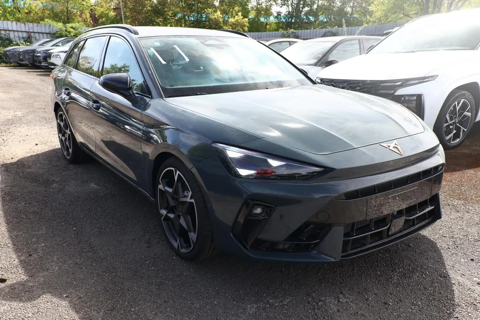 CUPRA Leon Sportstourer ST VZ 4D intelliD Nav Memory Edge ... Blau - 2