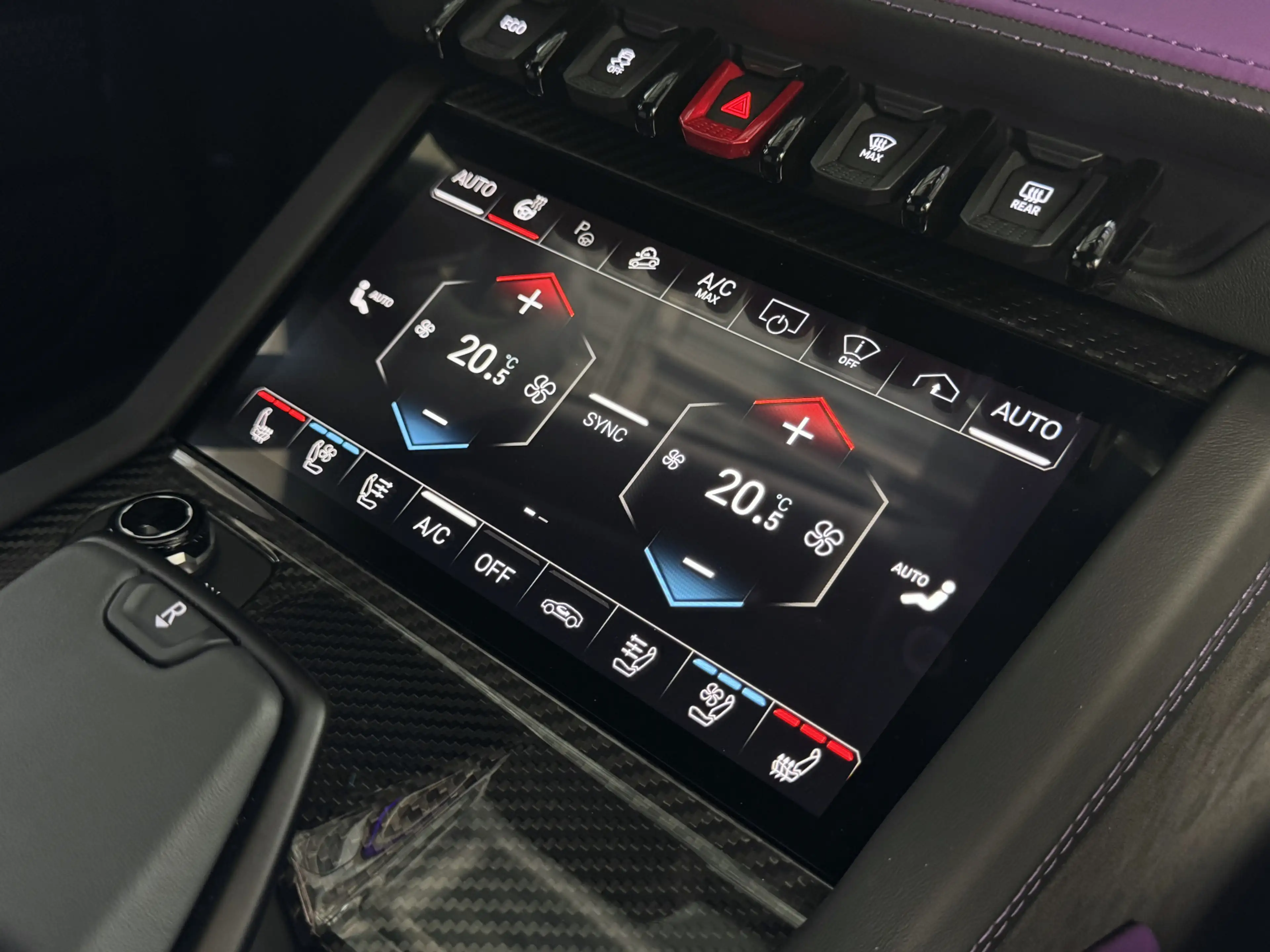 Lamborghini Urus 4.0 V8 SE 800 PK VOL OPTIES/CARBON /AD PERSONAM/ V — photo 45
