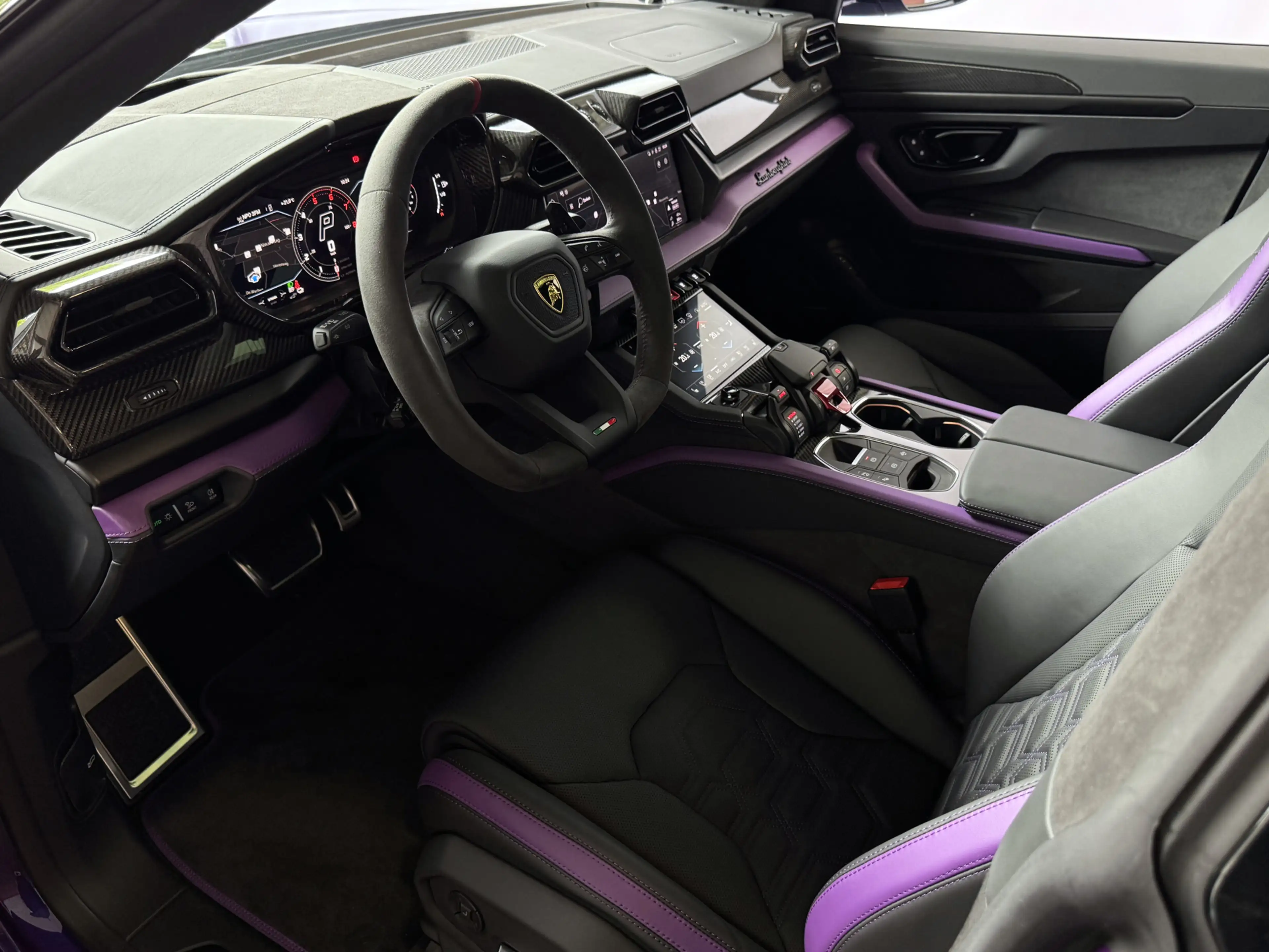 Lamborghini Urus 4.0 V8 SE 800 PK VOL OPTIES/CARBON /AD PERSONAM/ V — photo 12