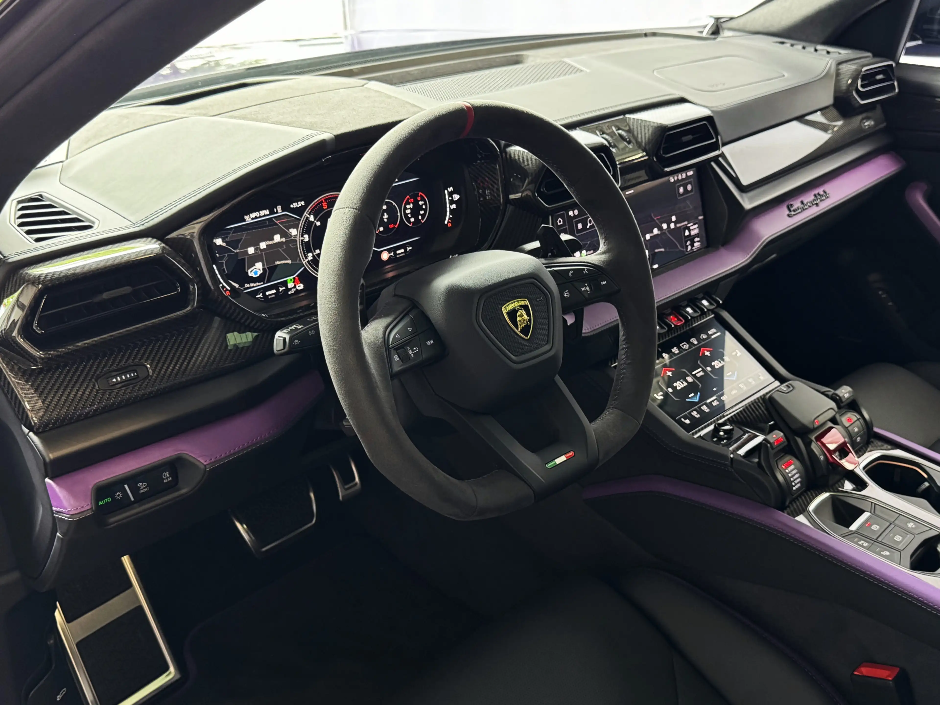 Lamborghini Urus 4.0 V8 SE 800 PK VOL OPTIES/CARBON /AD PERSONAM/ V — photo 13