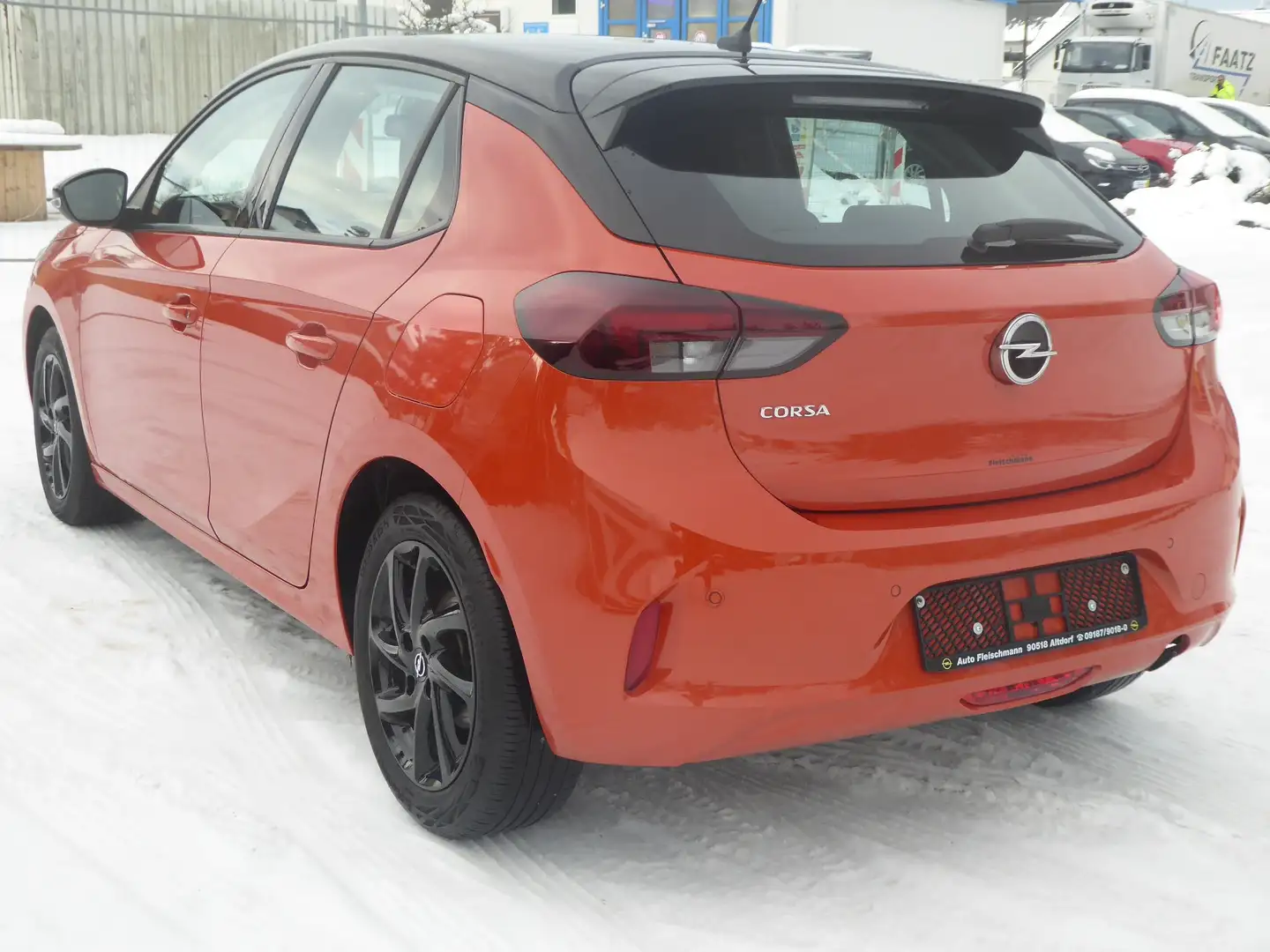 Opel Corsa 1.2 Direct Injection Turbo Start/Stop Edition Arancione - 2