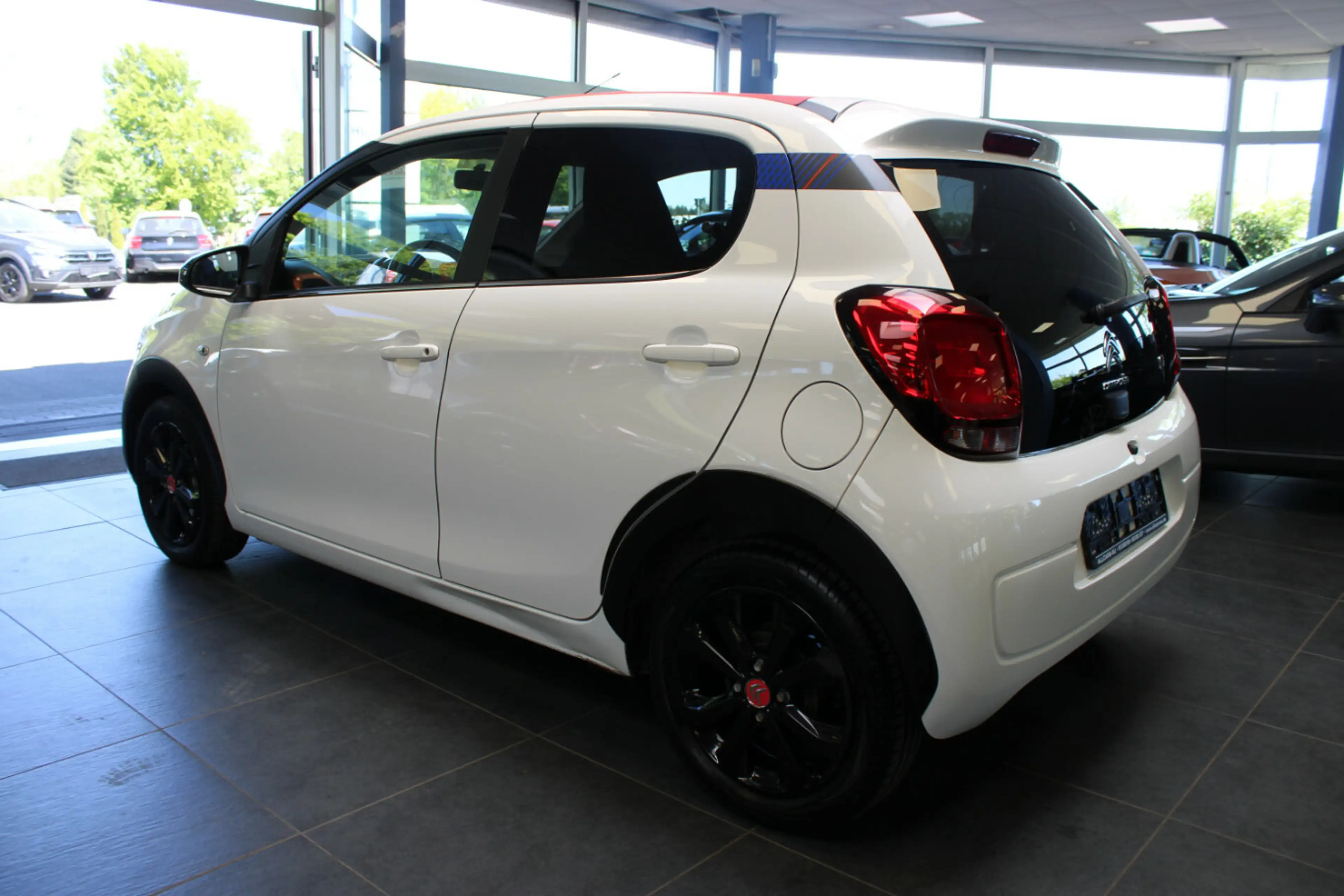 Citroen C1 1.0 VTi Urban Ride Faltdach — photo 4