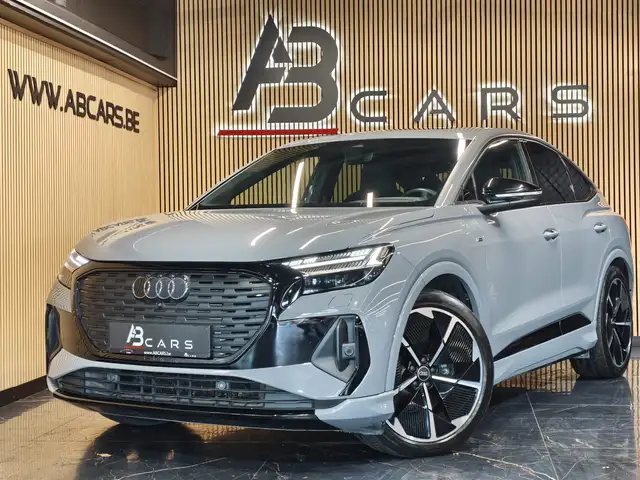 Audi Q4 e-tron 82 kWh 50 QUATTRO S LINE ** GARANTIE 12 MOIS **