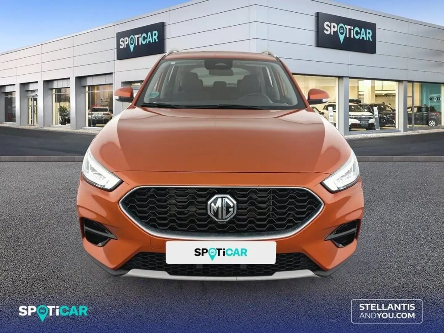 MG ZS 1.5 Comfort Orange - 2