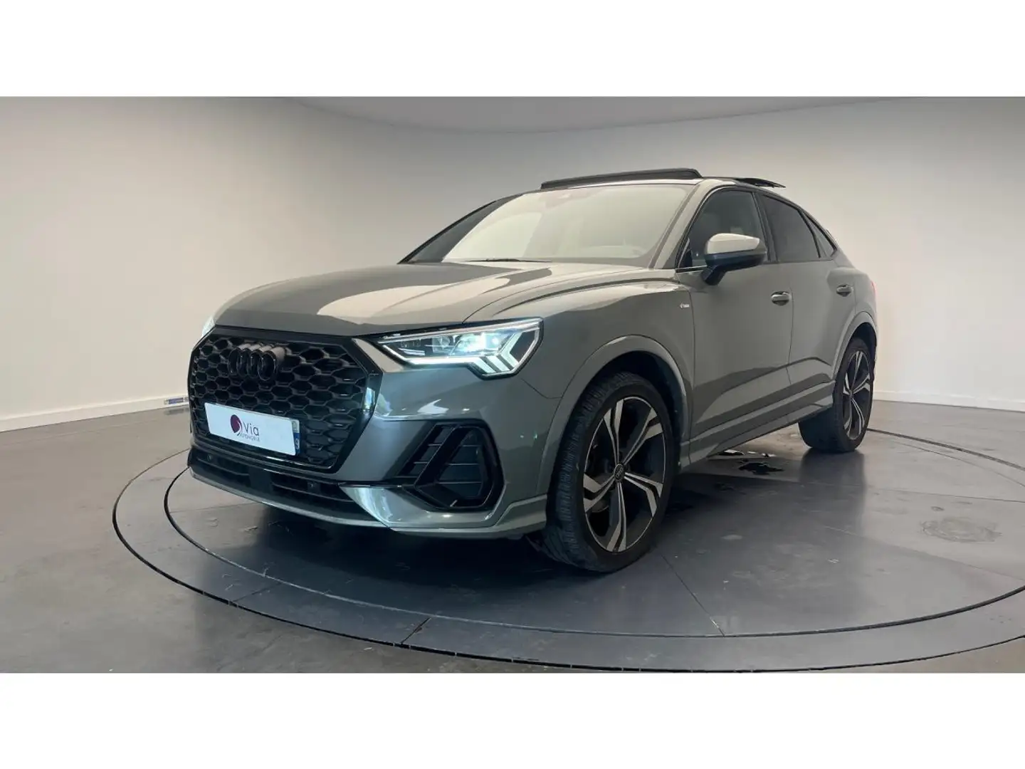 Audi Q3 35 TDI 150 SPORTBACK - S Line / Toit Ouvrant / Camera / Attelage - 1