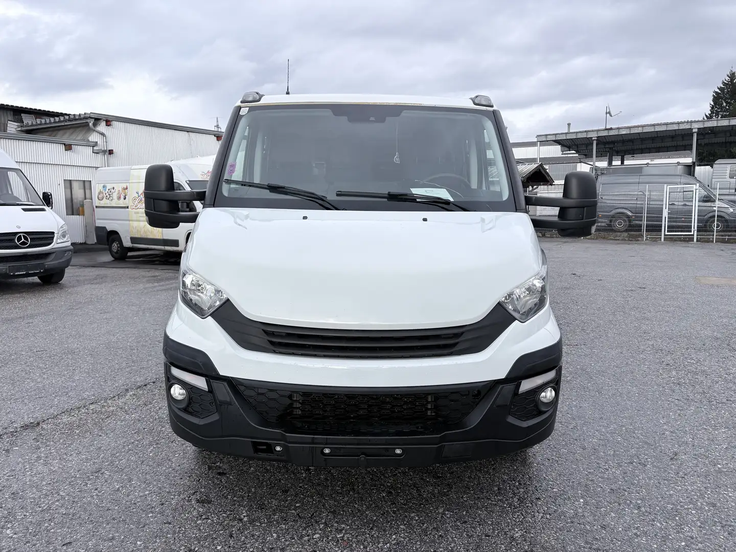 Iveco Daily 35S160 Pritsche DOKA 101.000 Km*AHK*Garantie Weiß - 2