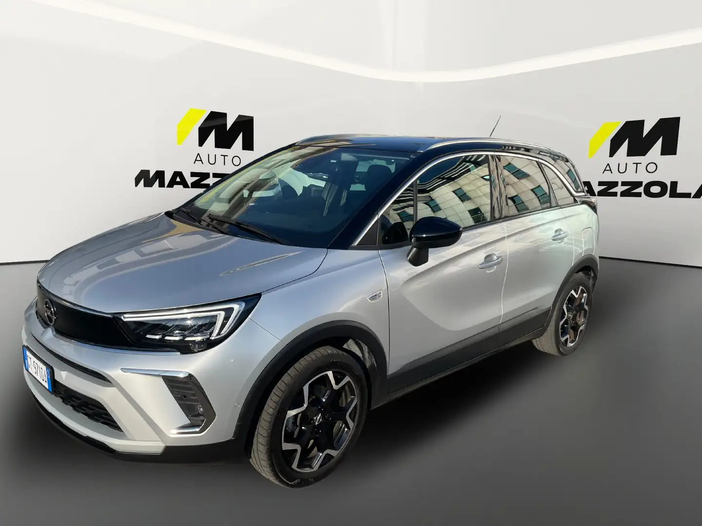 Opel Crossland 1.2 Ultimate 110CV MT6 Argento - 1