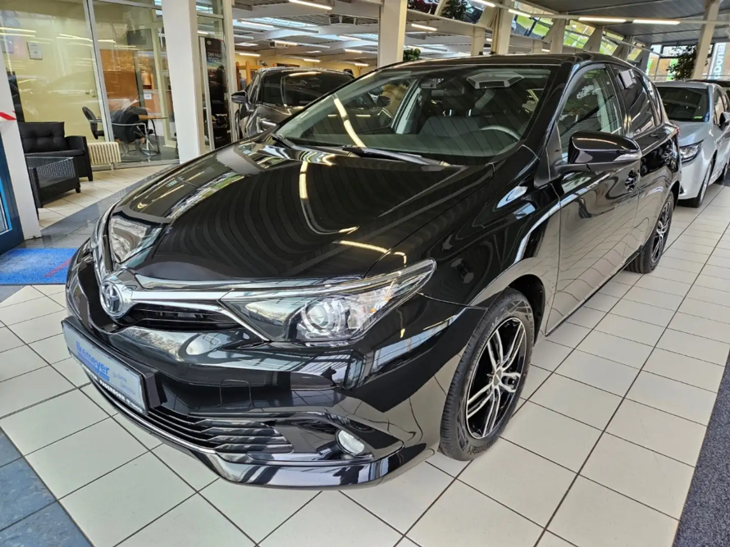 Toyota Auris Edition-S AHK Panoramadach Sitzheizung Tempomat Kl Schwarz - 1