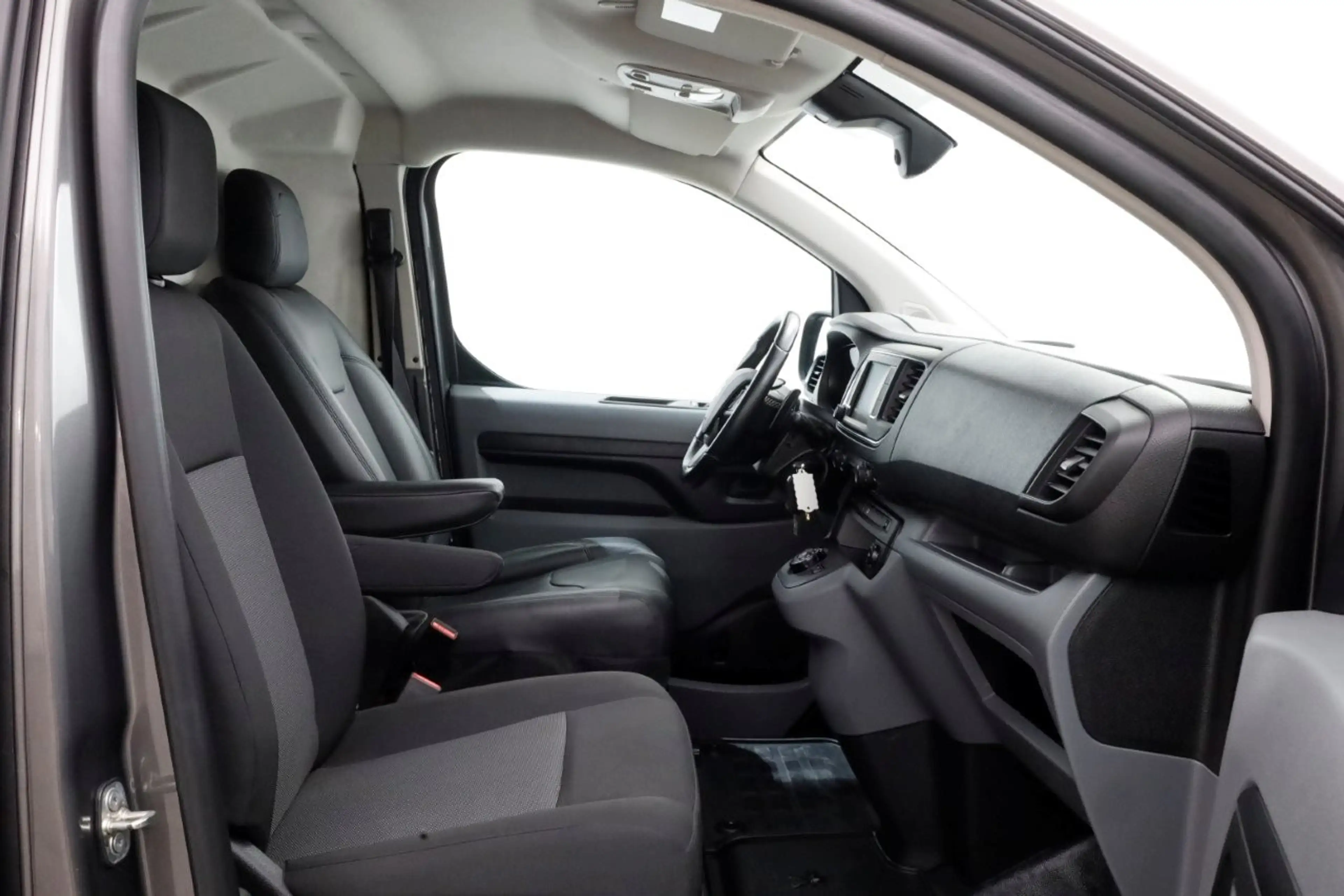 Peugeot Expert 2.0 BlueHDI 145pk Automaat Premium Airco/Carplay/C — photo 3