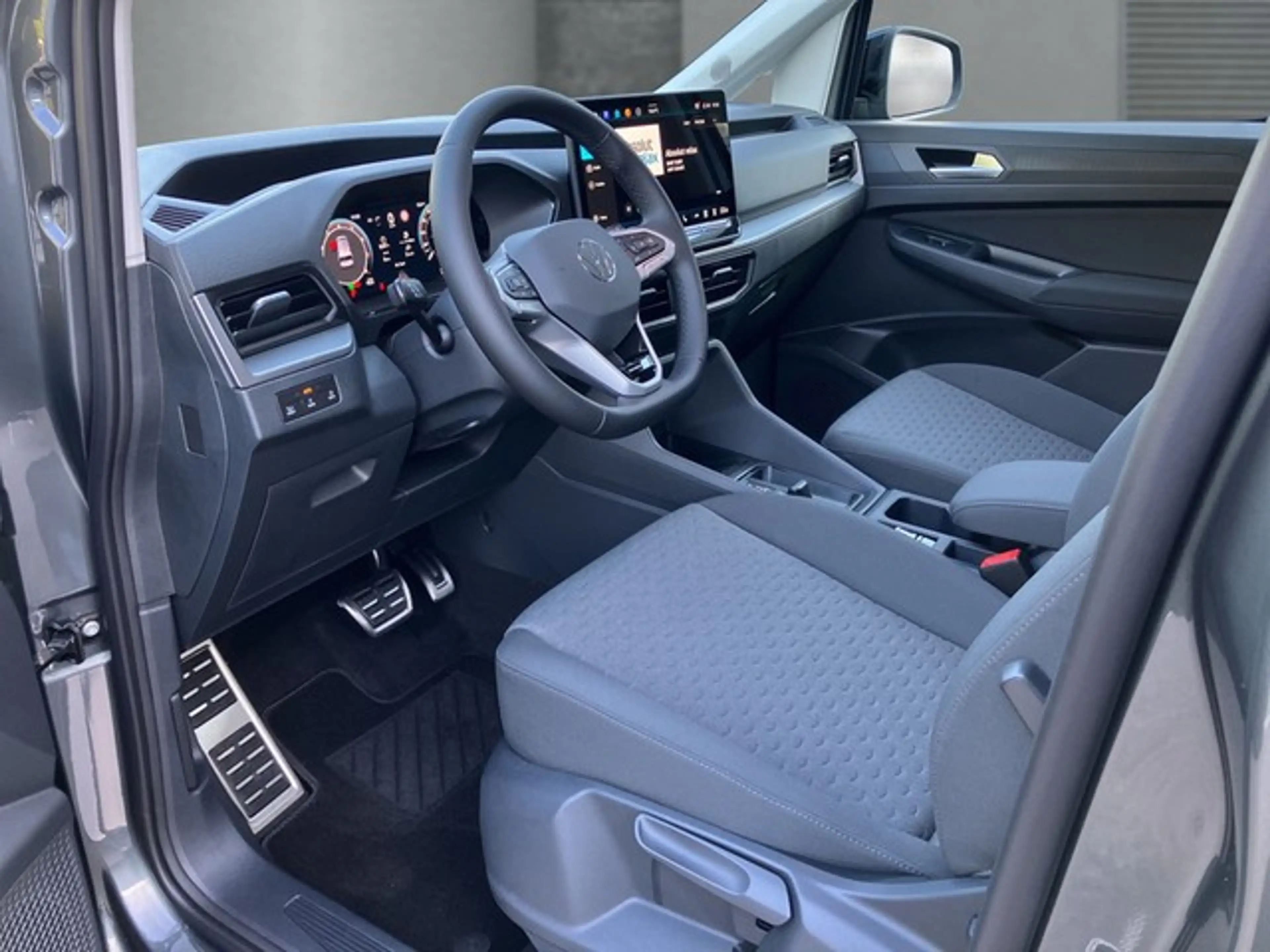 Volkswagen Caddy Generation 1.5 TSI DSG*LED*SHZ*5J Gar. — photo 10