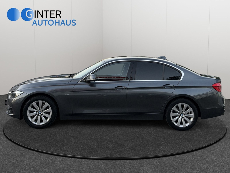 BMW 320 d Limousine Luxury Line*Professional*Leder* — photo 7