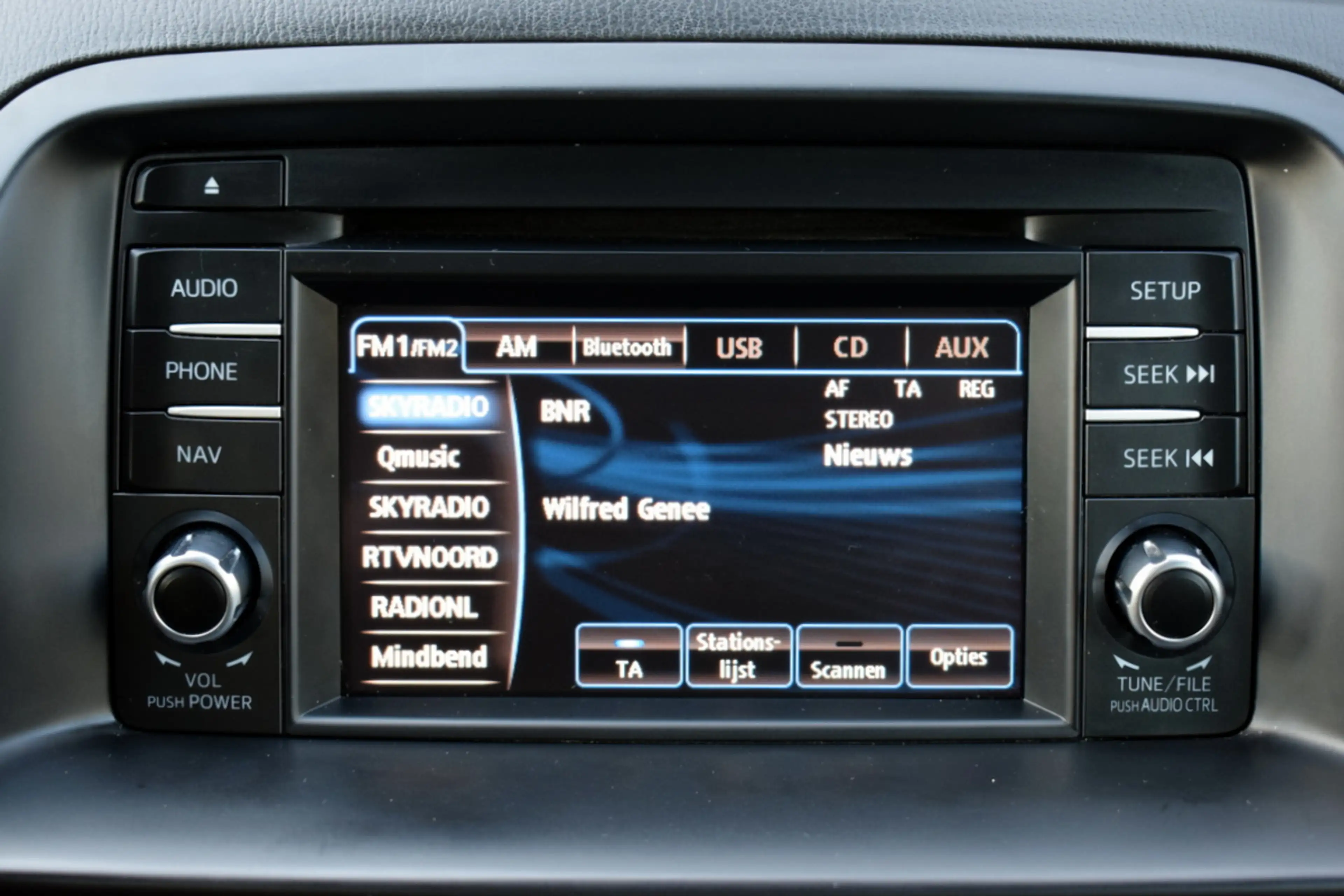 Mazda CX-5 2.0 Limited Edition ECC | Bi-Xenon | Bose Audio | — photo 11