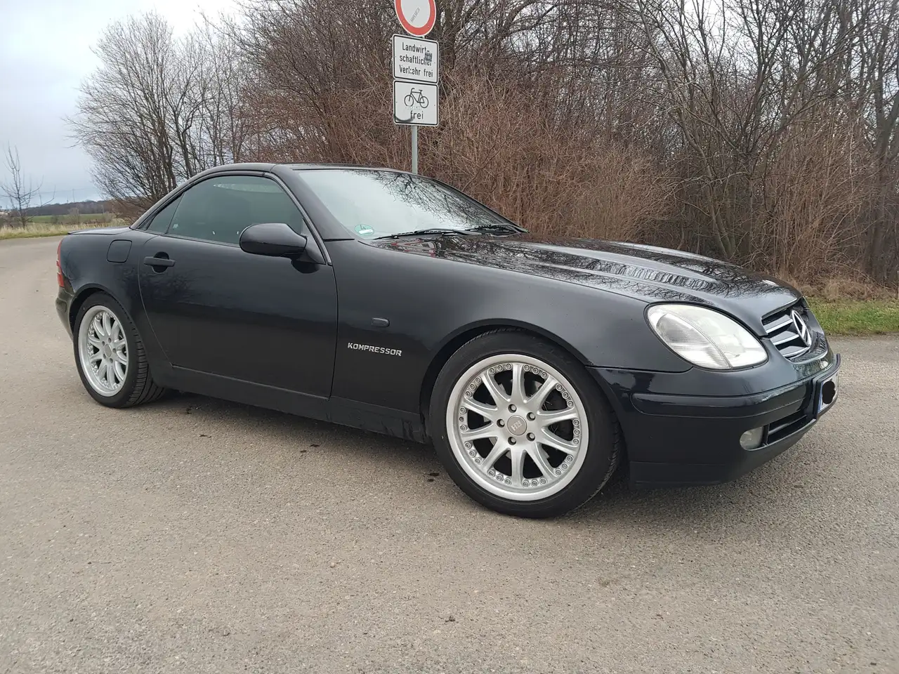 Mercedes-Benz SLK 230