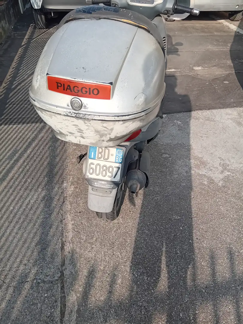 Piaggio SKR 125 Grigio - 1