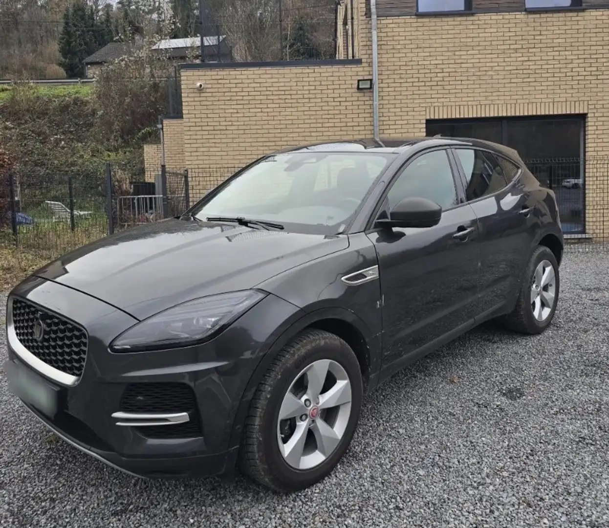 Jaguar E-Pace 2.0 D D165 R-Dynamic - 1
