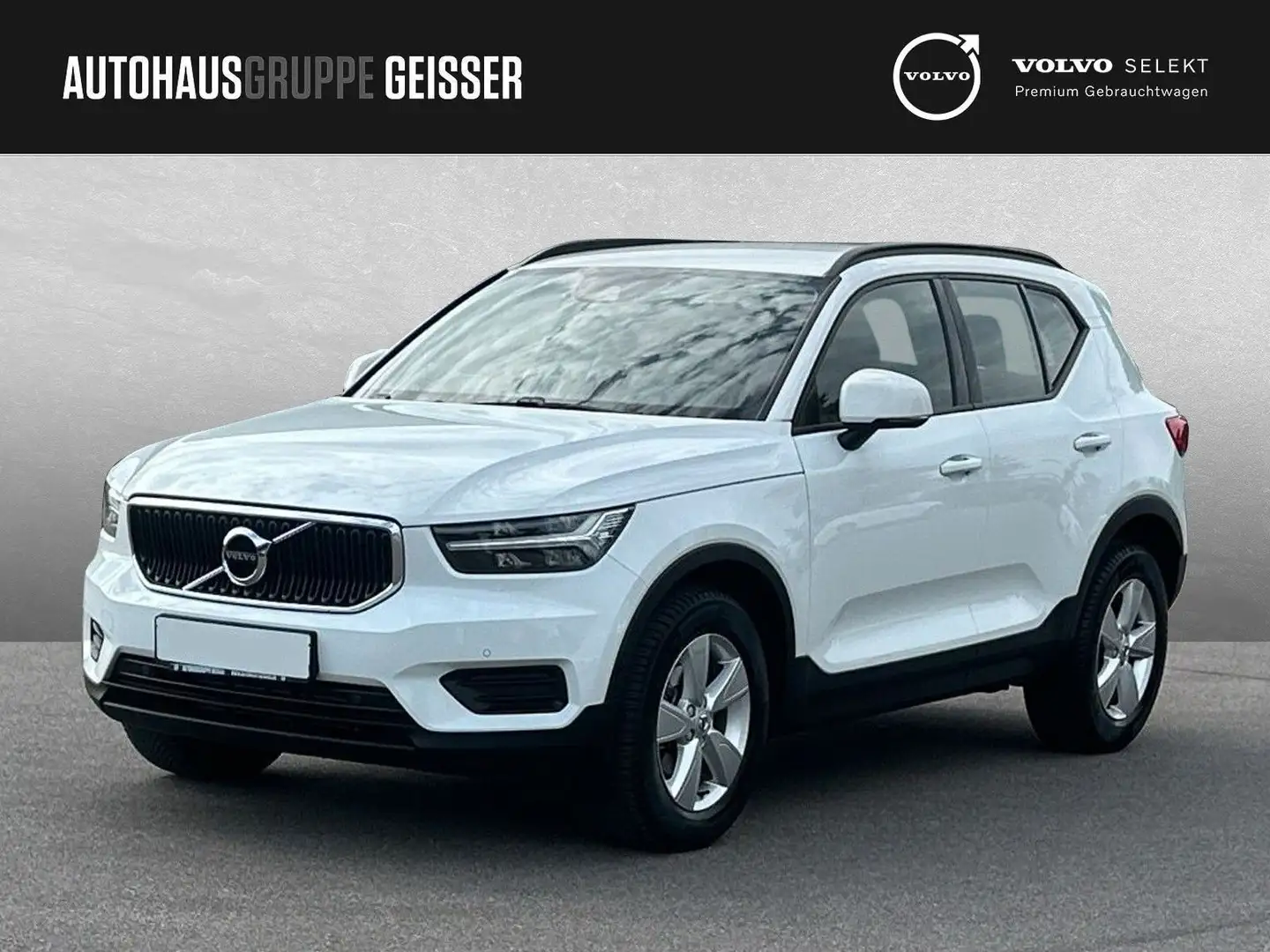 Volvo XC40 T2 Momentum Core LED Weiß - 1