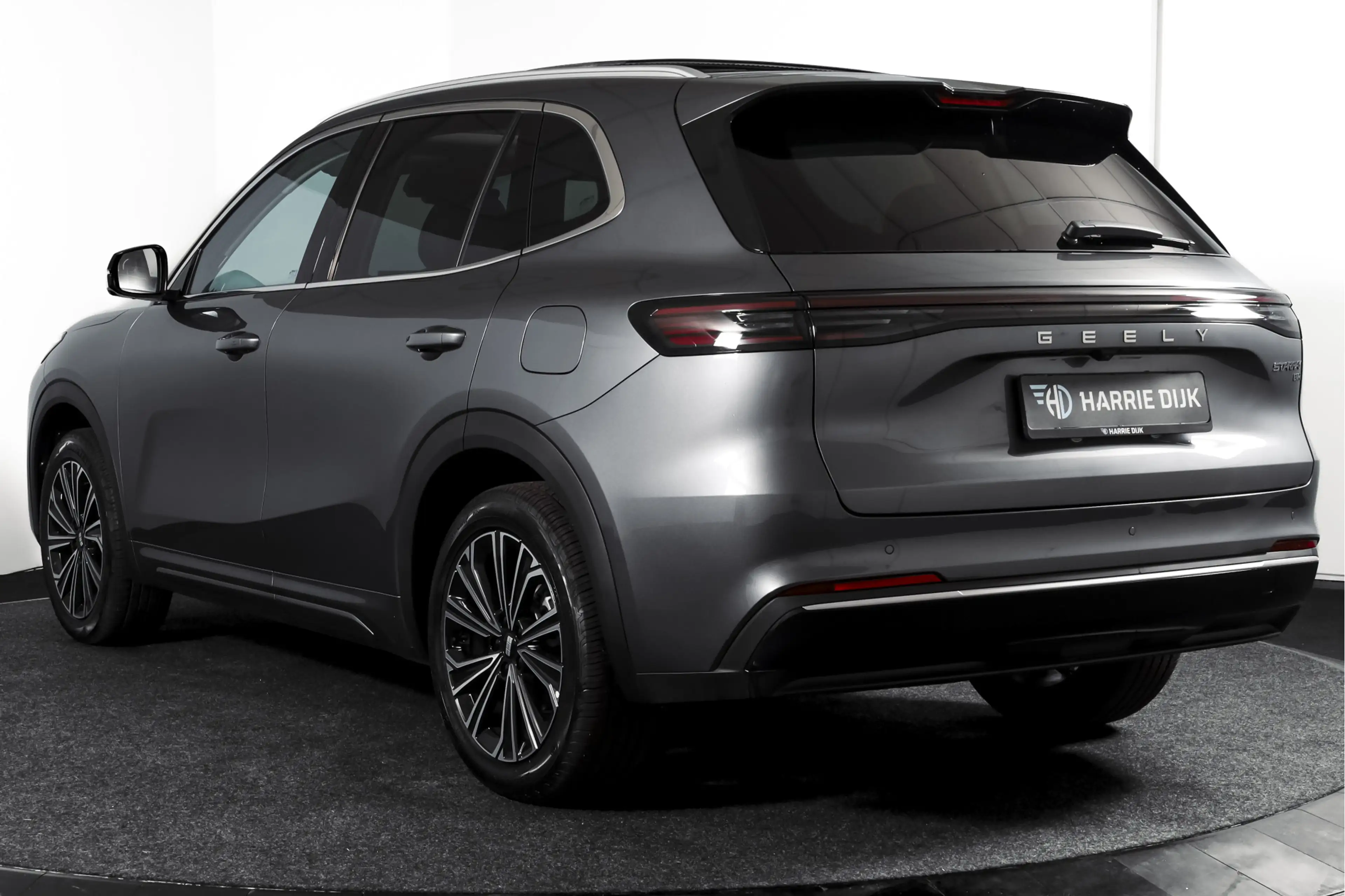 Geely Starray EM-i 1.5 Max+ | S/K-Panodak | 360 Camera | NAV+App. Con — photo 28