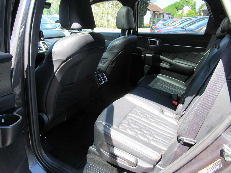 Kia Sorento 2.2 CRDi Platinum — photo 8
