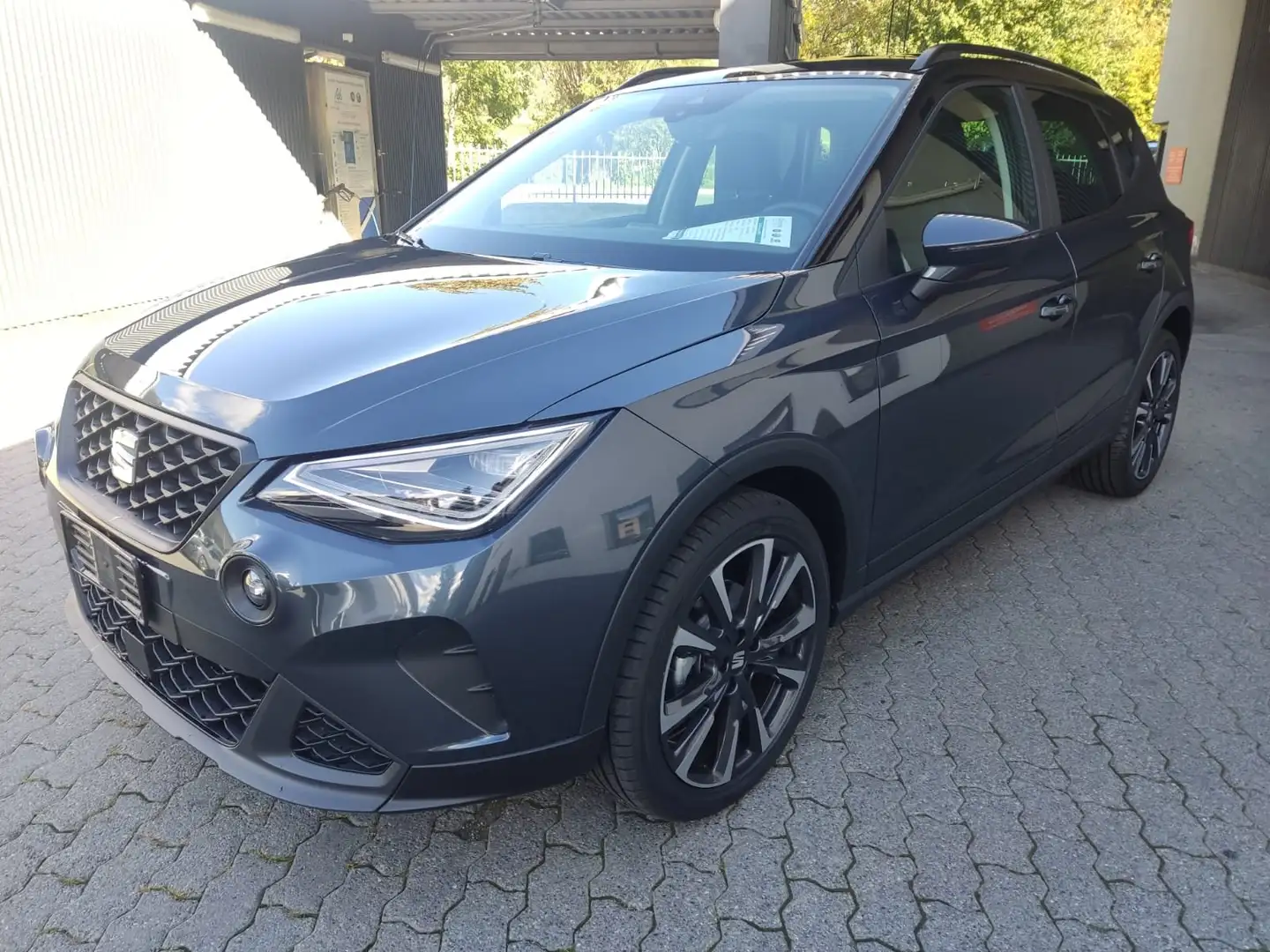 SEAT Arona Arona 1.0 ecotsi Black Edition Bi-Color Grigio - 2