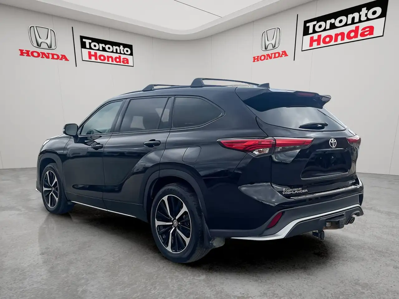 Toyota Highlander снимка Toyota Highlander