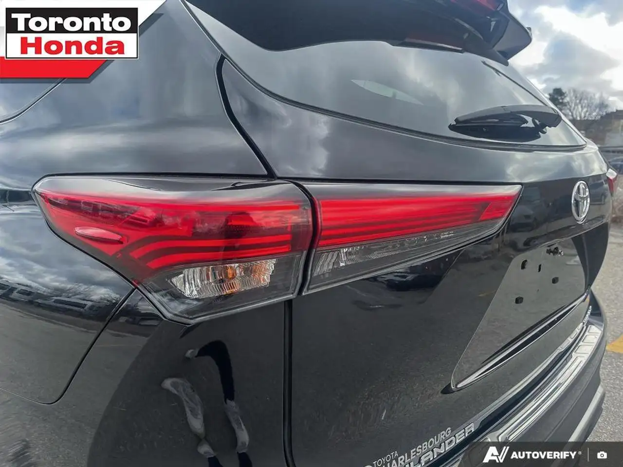 Toyota Highlander снимка Toyota Highlander