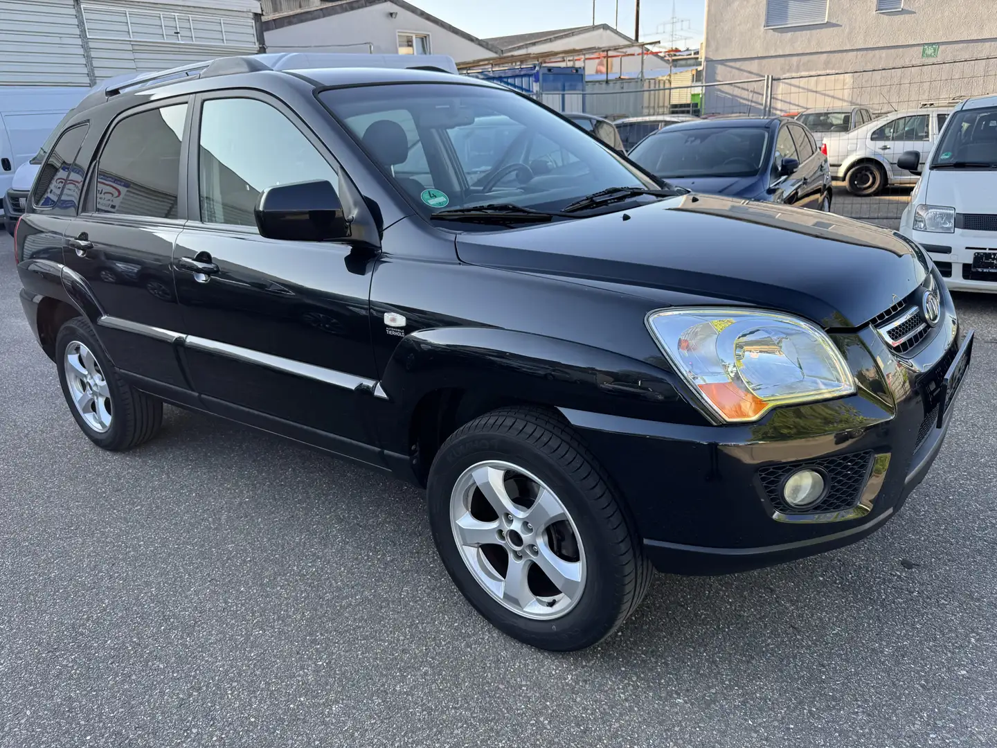 Kia Sportage EX 2WD. TÜV Neue 8 Fach-Bereift Noir - 1