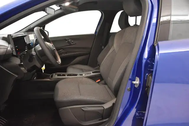Renault Clio view 9