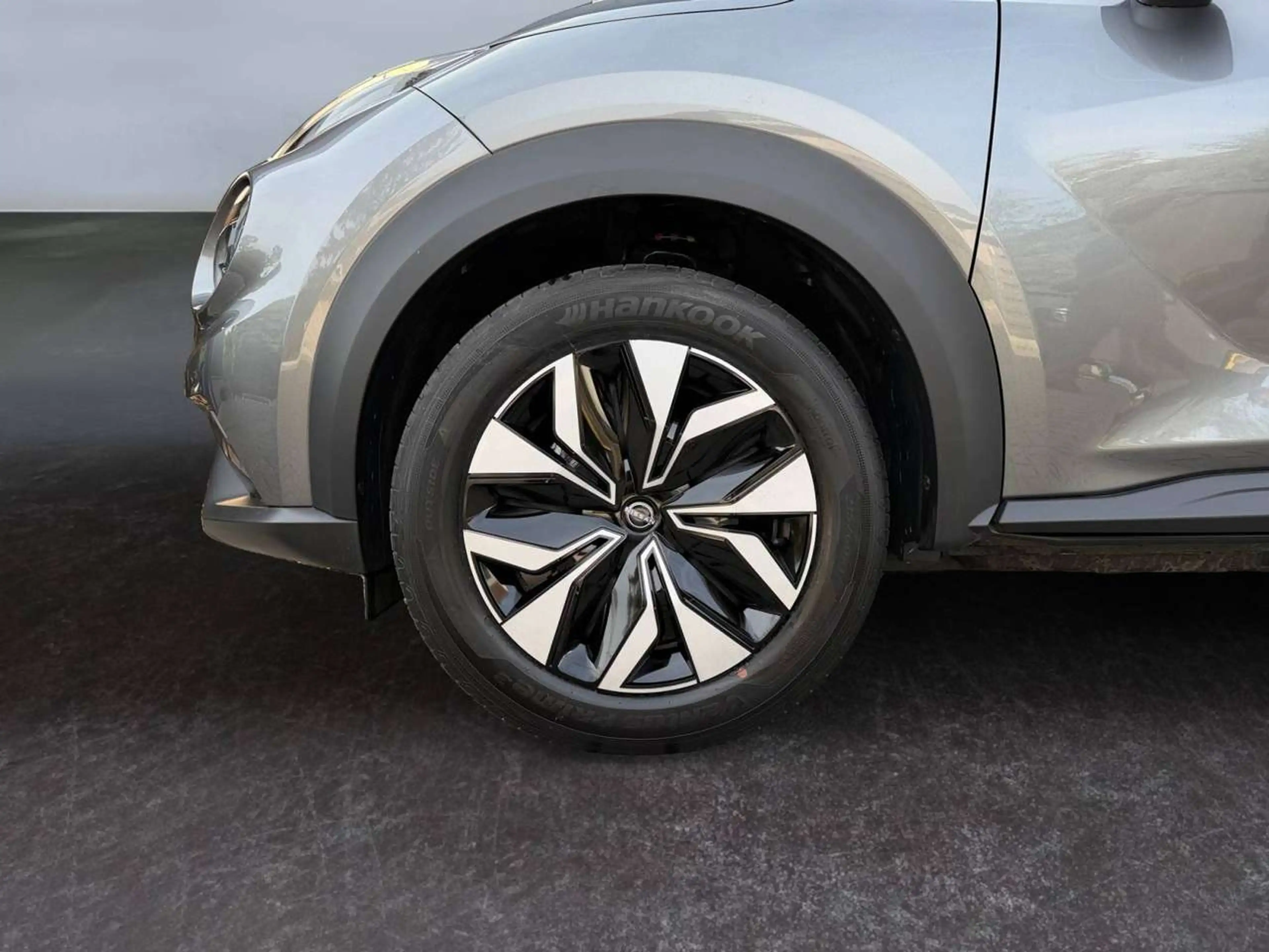 Nissan Juke 1.0 DIG-T Acenta 5d 84kW 6MT — photo 9