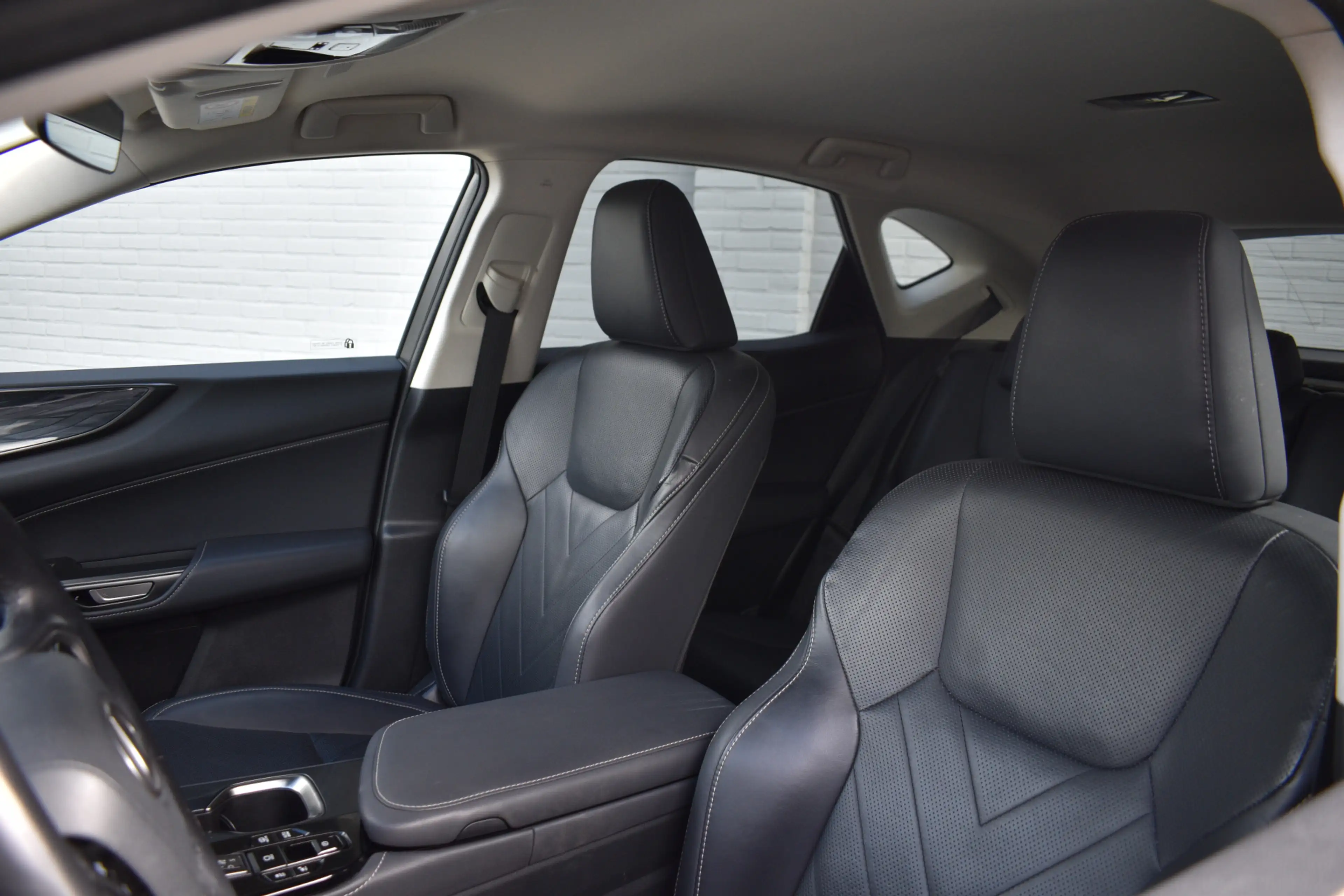 Lexus NX 450h+ AWD Luxury Line Limited Automaat 309pk | PDC | BSM — photo 7