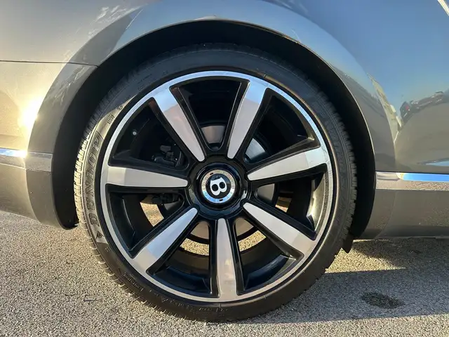 Bentley Continental GT Mulliner V8 // Ö-BESTPREIS // Ansicht 14