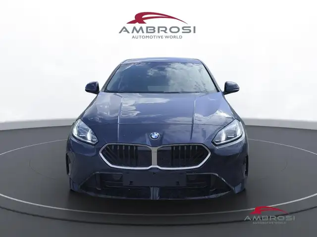 BMW 1 Series view 7
