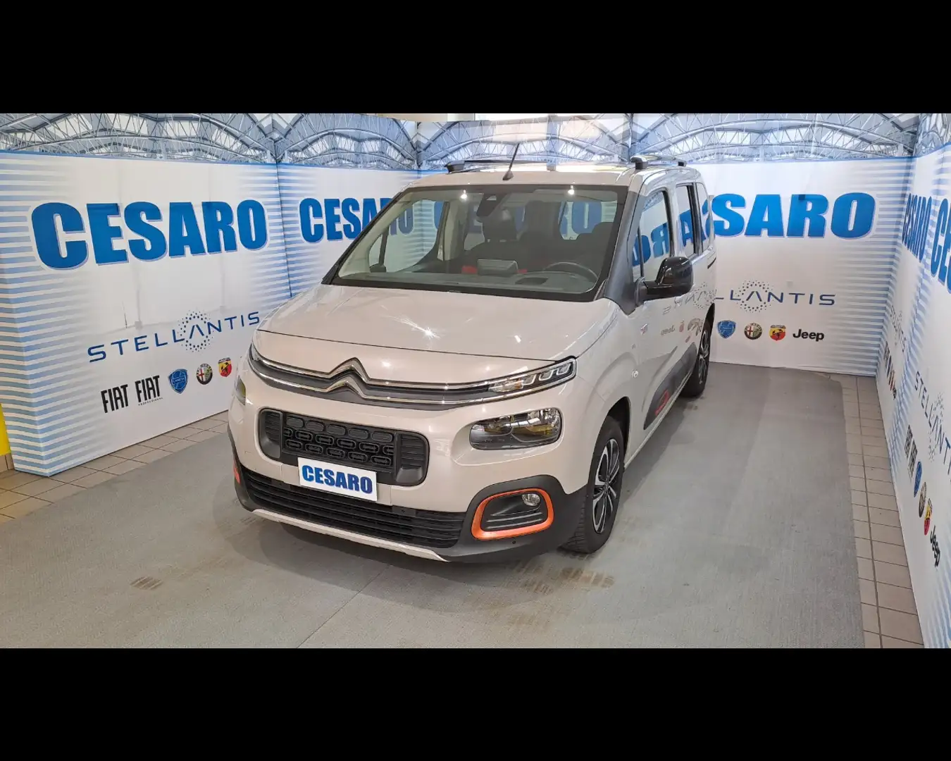 Citroen Berlingo M 1.2 PureTech Shine Beige - 2
