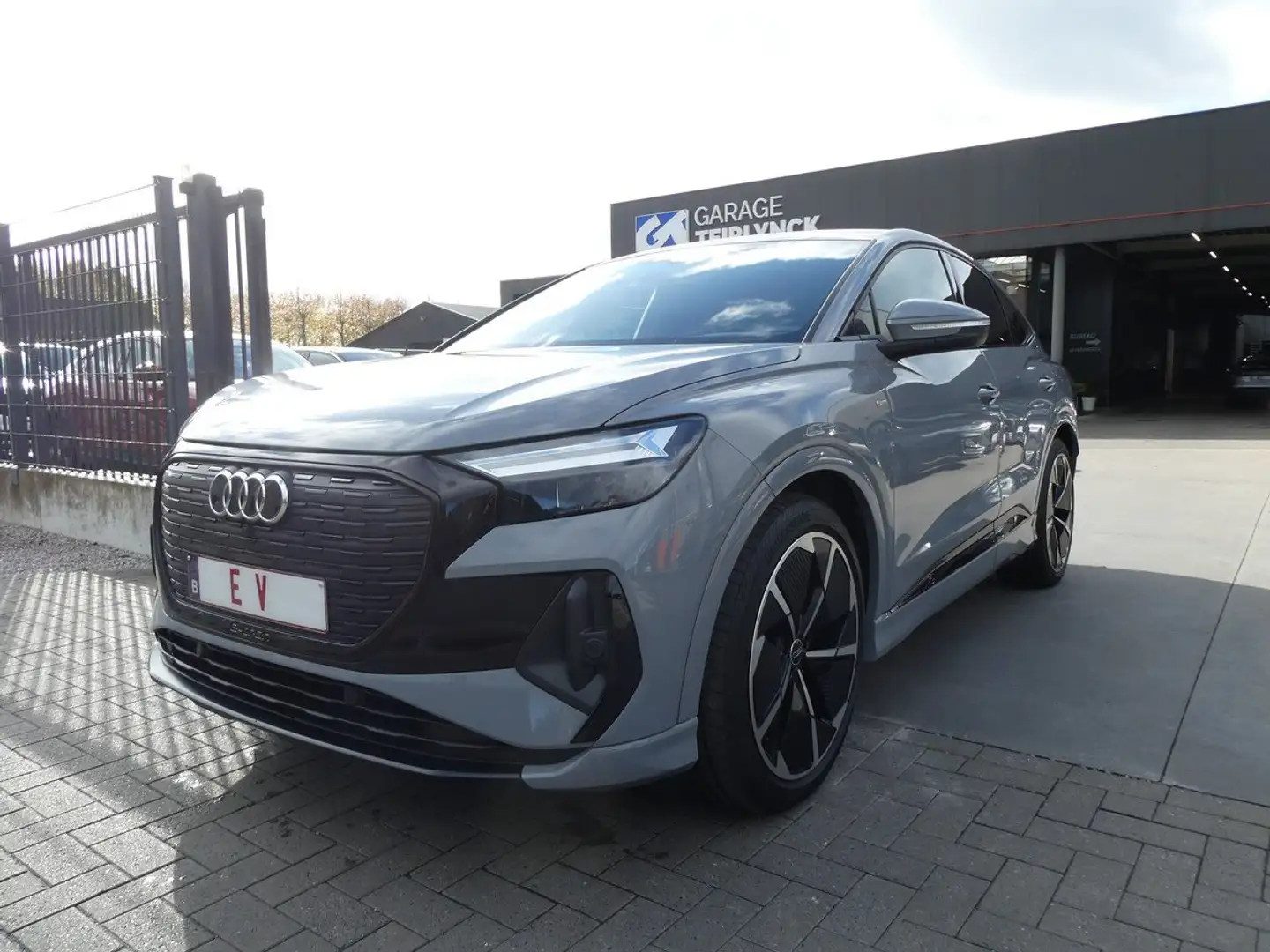 Audi Q4 e-tron 35 170pk S-Line ACC BLIS Camera HUD Sonos (38462) Gris - 2