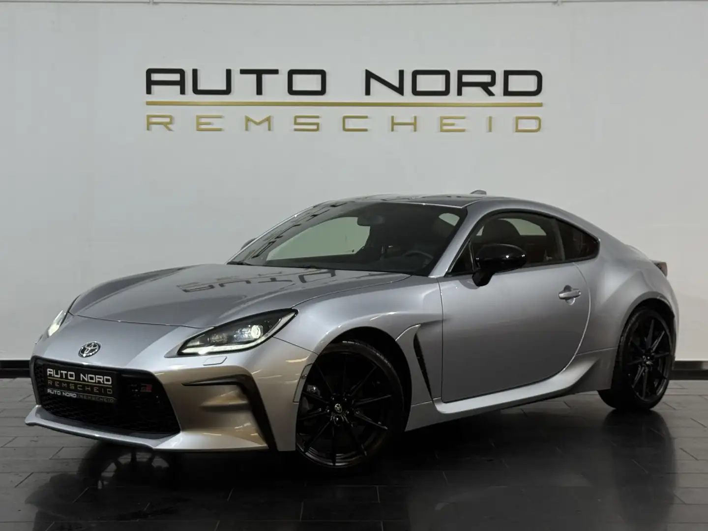 Toyota GR86 Premium *Kamera*CarPlay*Matrix*Navi*1.H* Argent - 1