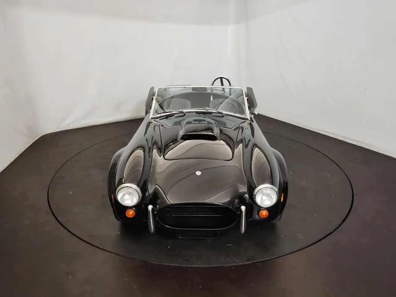 AC Cobra 427 Excalibur, foto 7