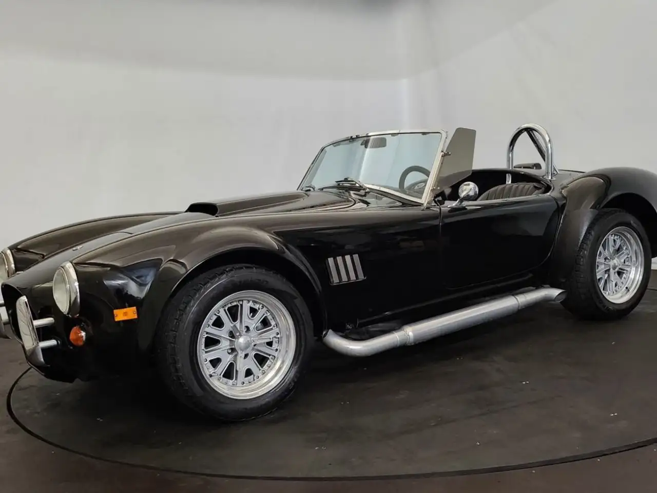 AC Cobra 427 Excalibur, foto 8
