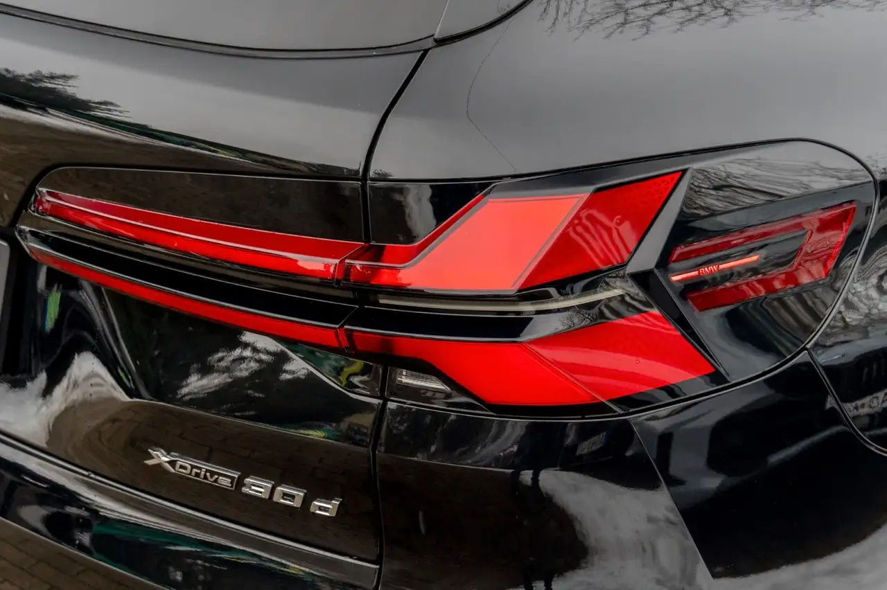 BMW X5 30d M SPORT.LUFTFE.PANO.DR.ASS.PR.ASS.LHZ.AHK 7