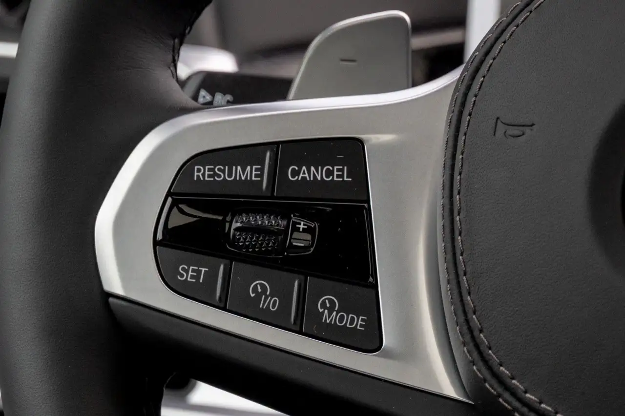 BMW X5 30d M SPORT.LUFTFE.PANO.DR.ASS.PR.ASS.LHZ.AHK 15