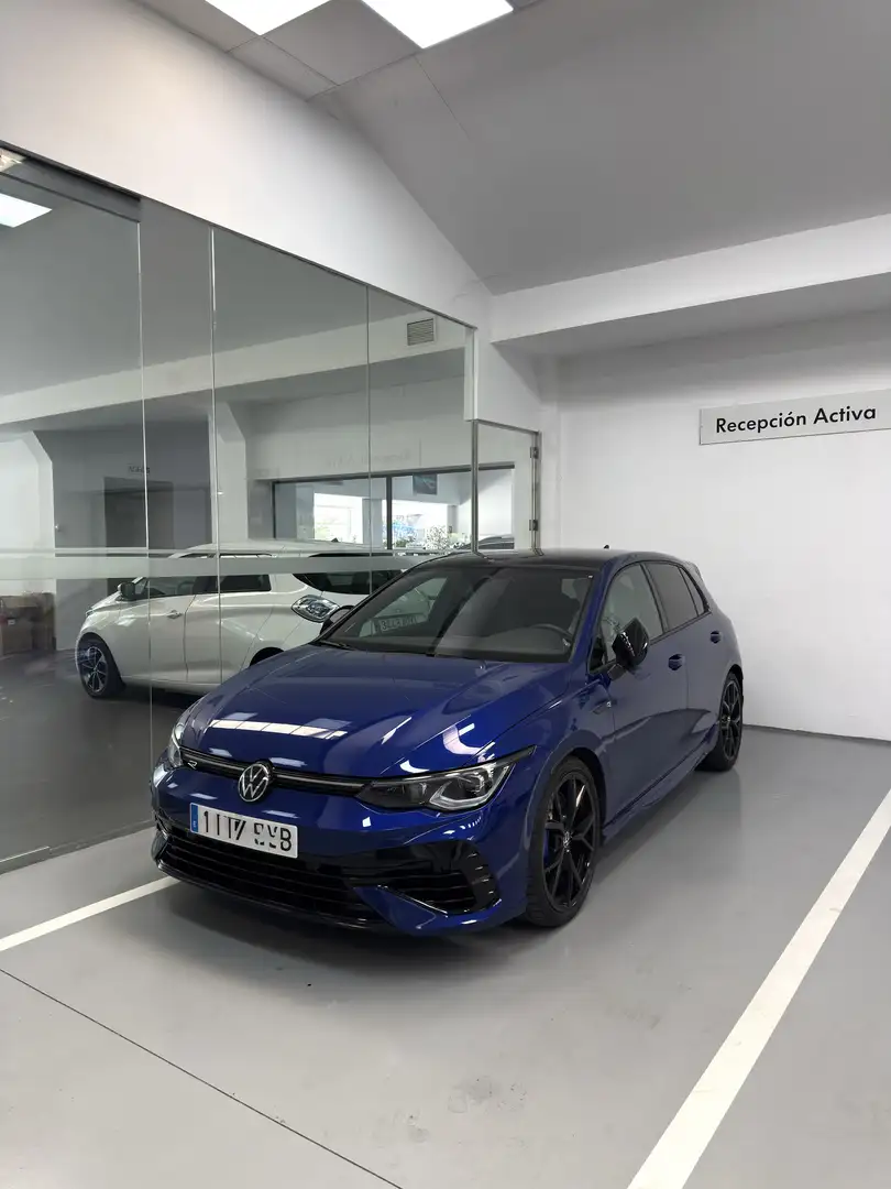 Volkswagen Golf R 2.0 TSI DSG 235kW - 1