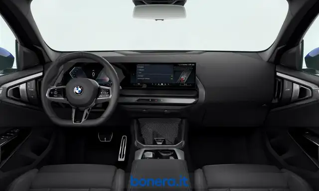 BMW X3 view 3