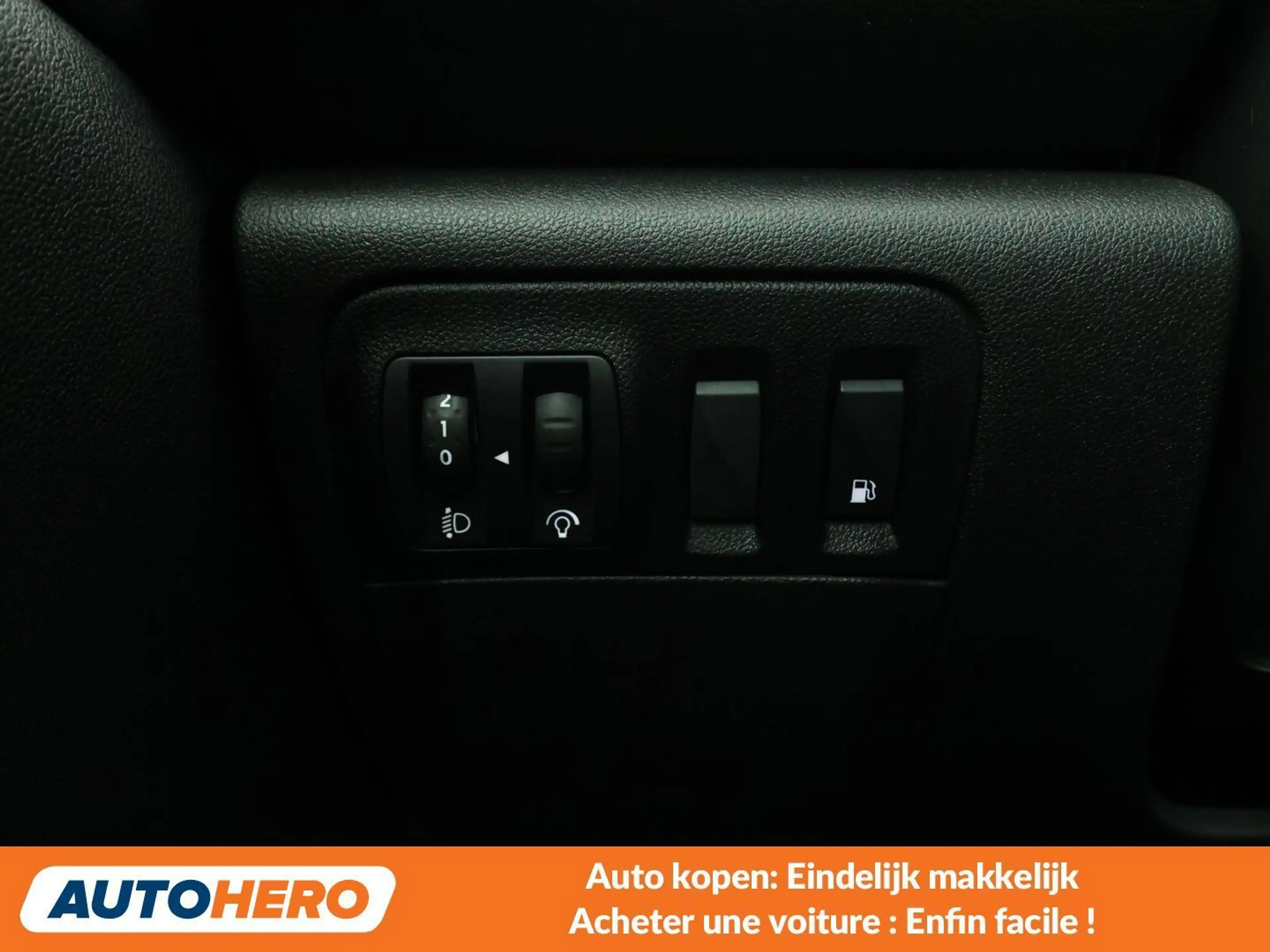 Renault Megane 1.6 Hybrid E-Tech R.S. Line — photo 15