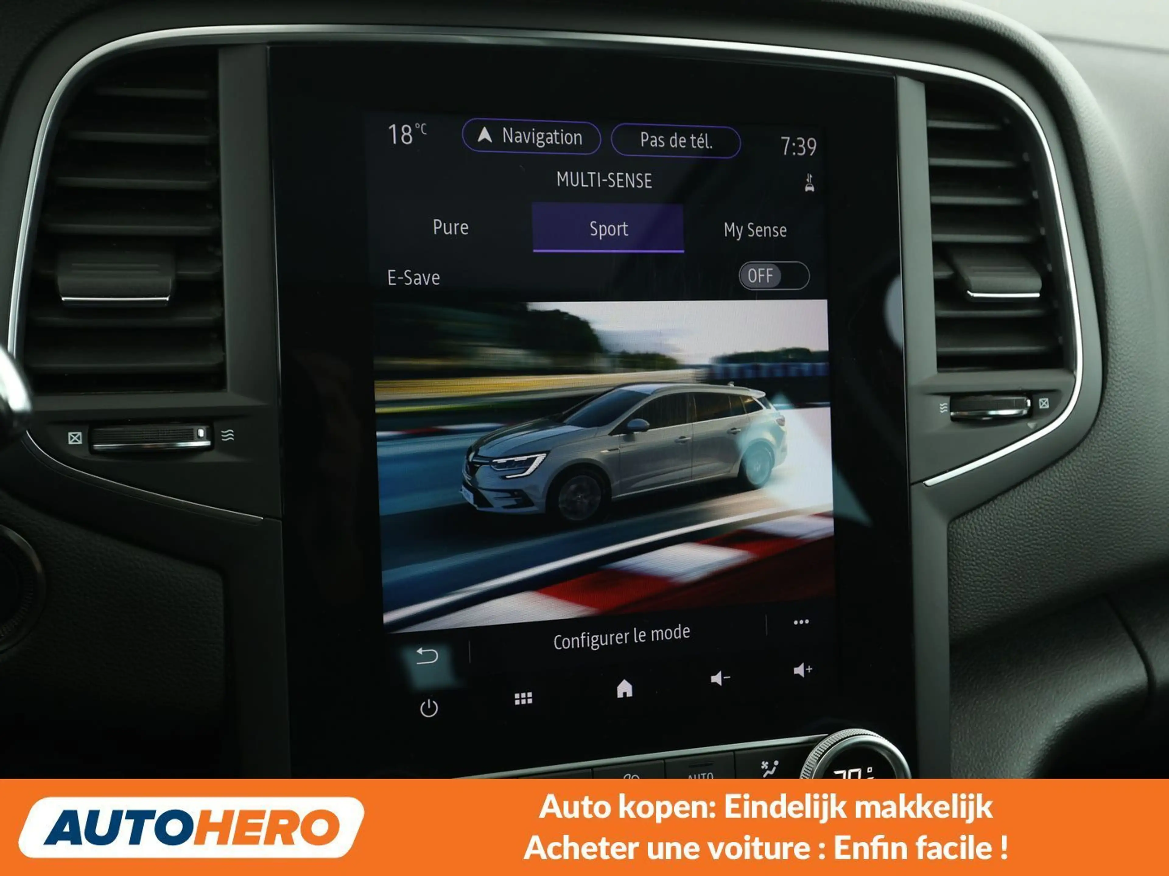 Renault Megane 1.6 Hybrid E-Tech R.S. Line — photo 12