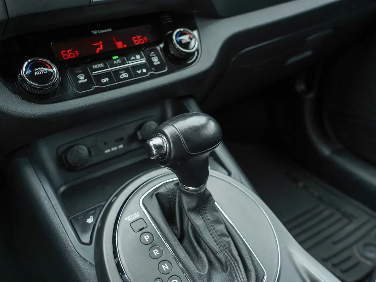 Kia Sportage снимка Kia Sportage